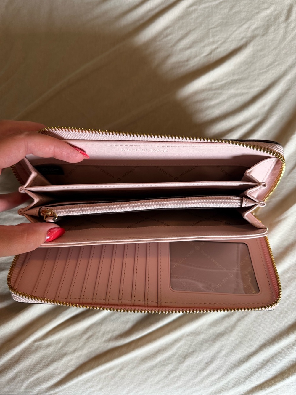 Michael Kors Large Continental Wallet - Picture 3 of 4